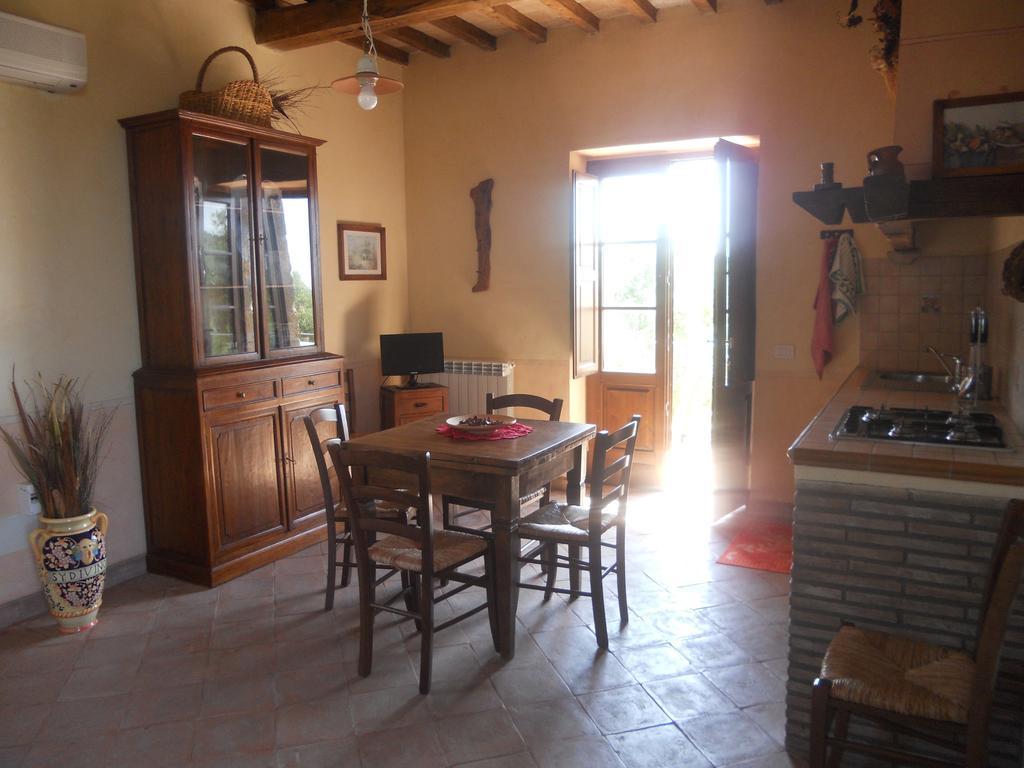 Agriturismo Tenuta Roccaccia Питильяно Экстерьер фото